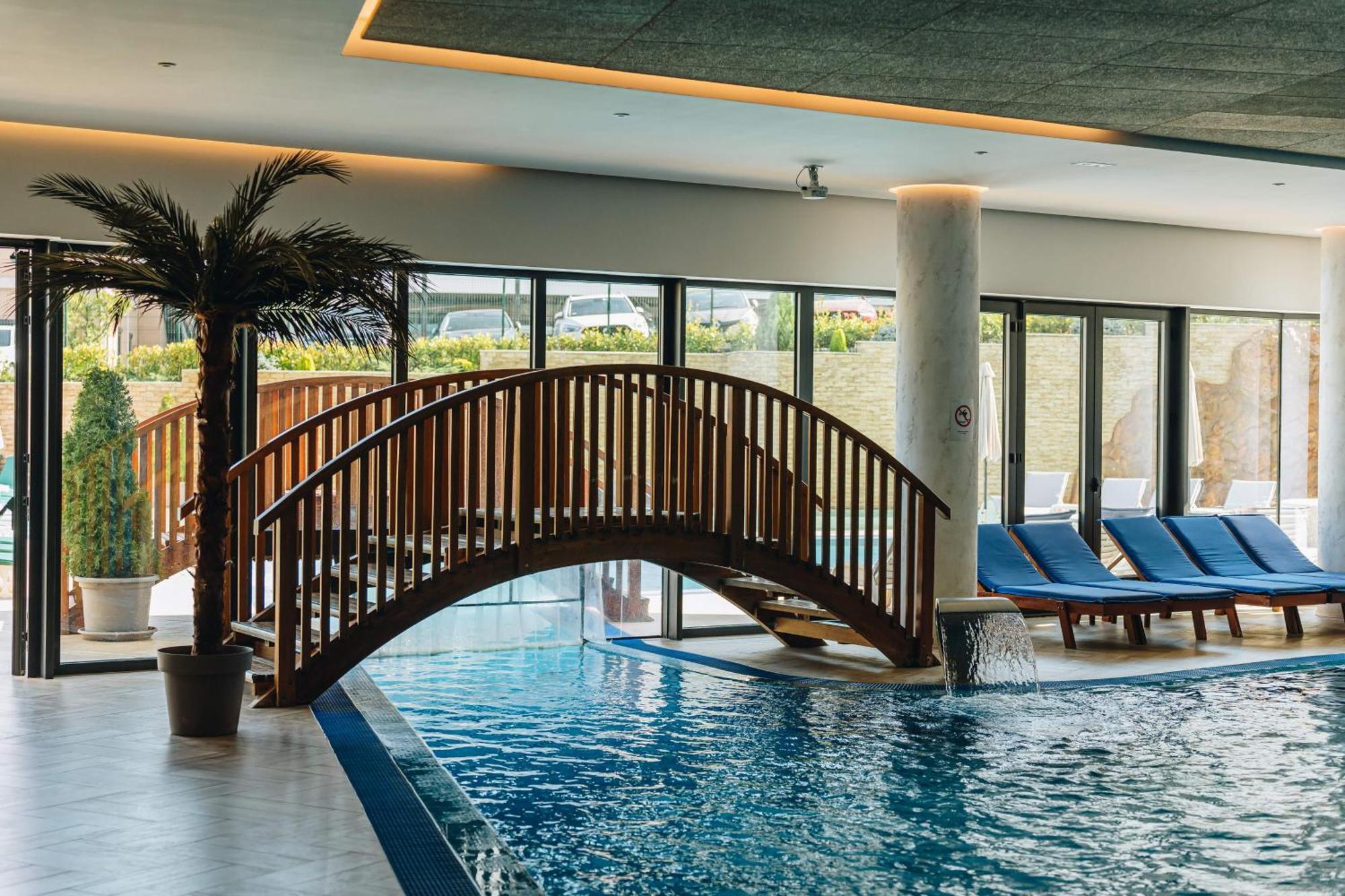 Hotel Tonanti วรินรัชกา บานยา ภายนอก รูปภาพ
